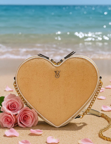 Сумка Heart Crossbody Bag...